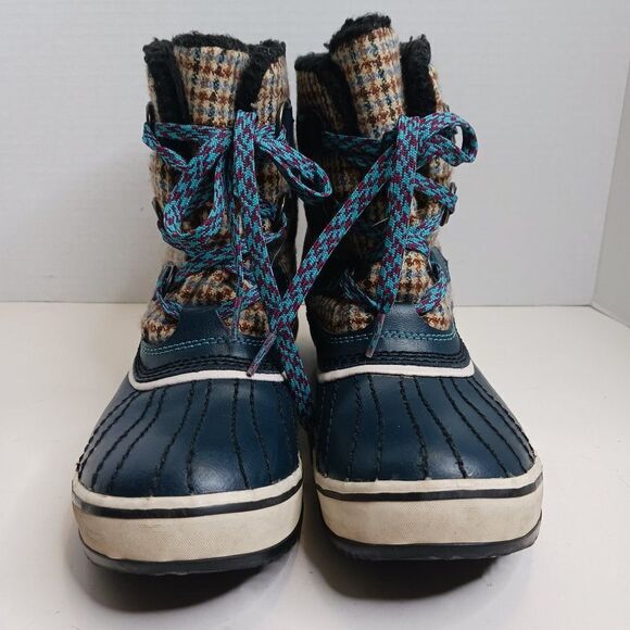 Sorel Women's size 6M Winter Duck Boot - Picture 2 of 10